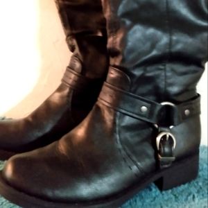 Xhilaration Women's BLACK MOTO BOOTS. Size 7.  EUC ! Cute!
